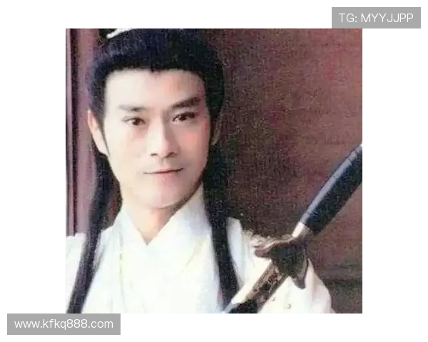 风度翩翩，侠骨柔情：郑少秋的荧幕传奇，不只在“戏”